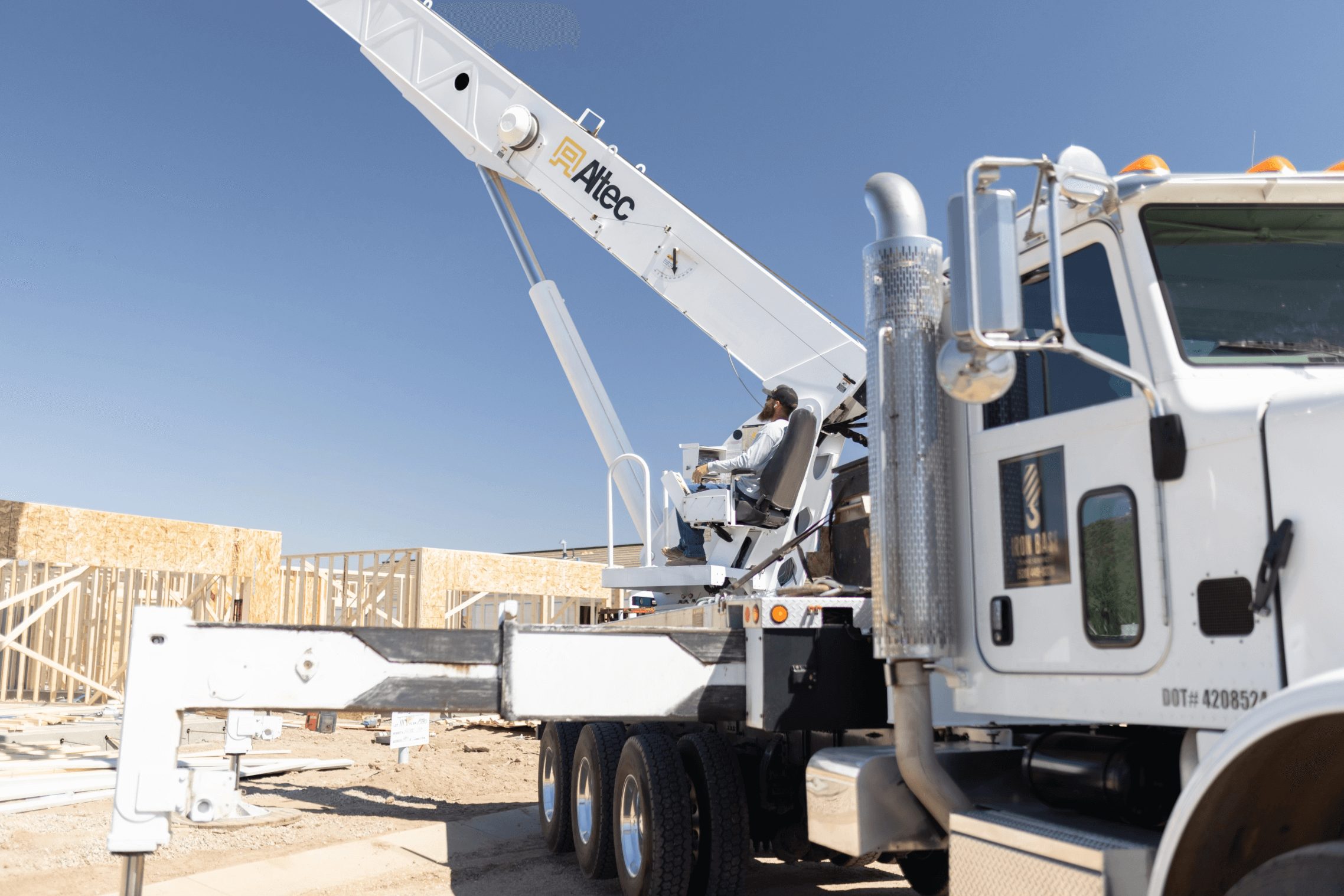 ironbaseCrane
